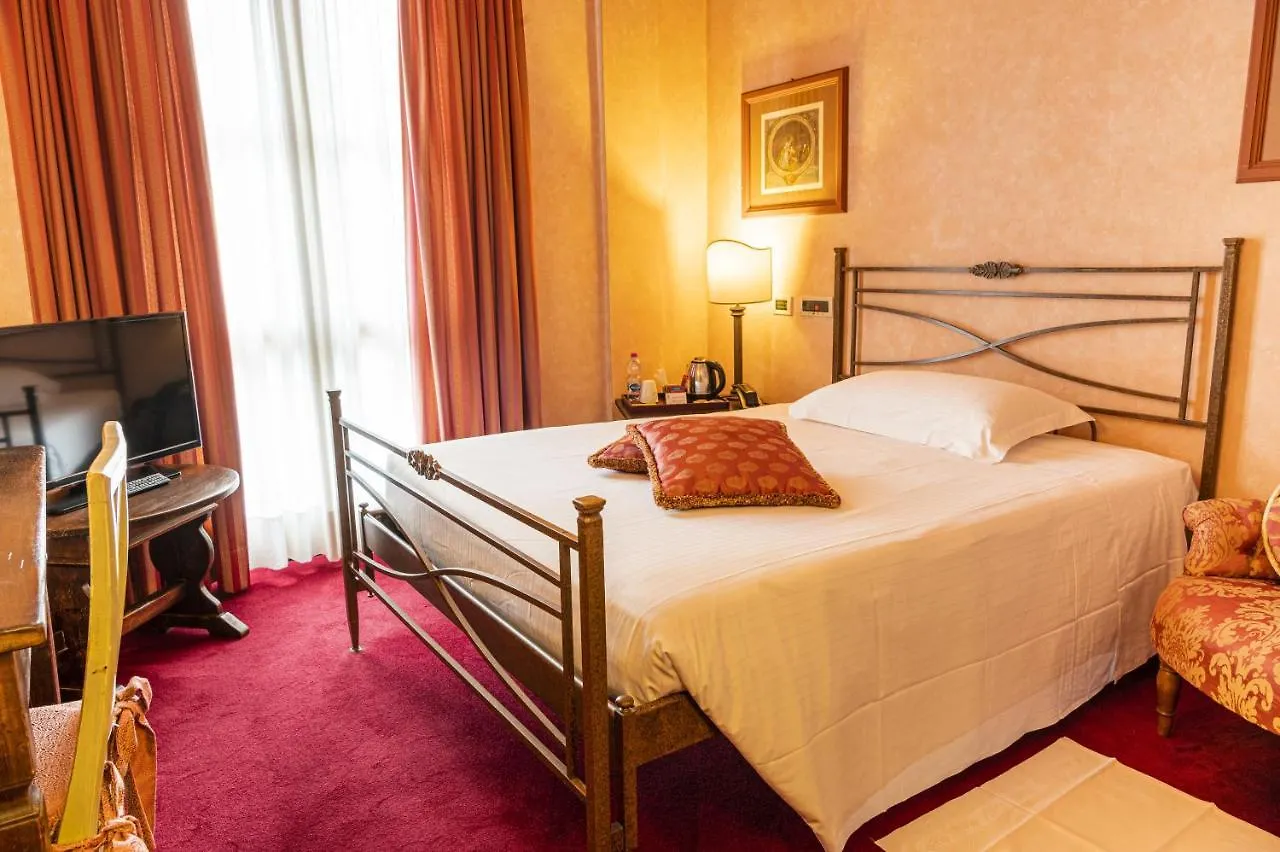 Hotel Boccaccio Calcinaia Italie